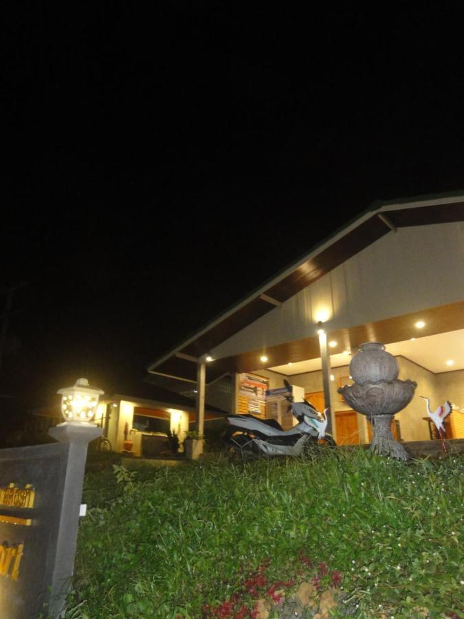 Rinna Resort Ko Mook Exterior photo