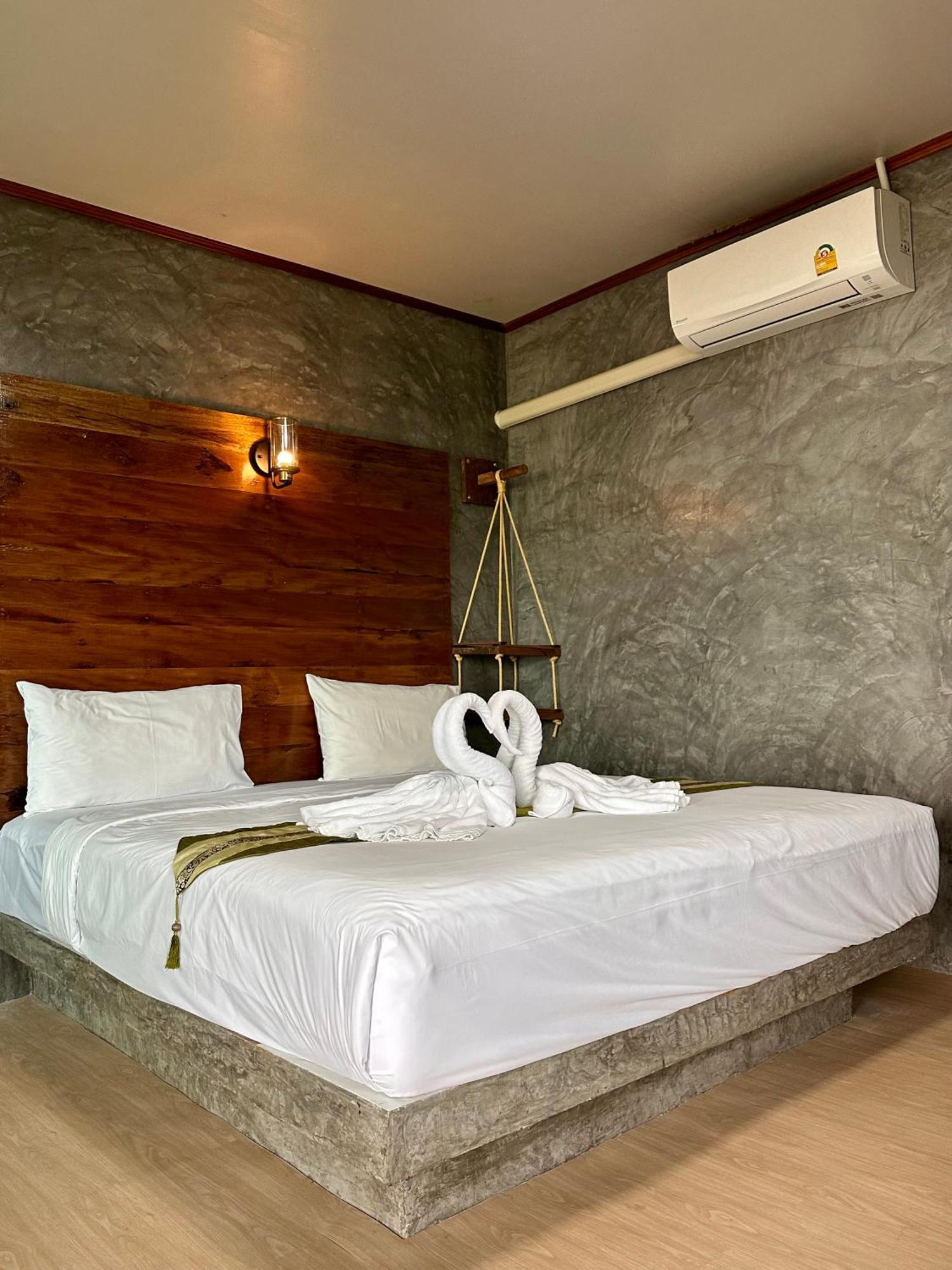 Rinna Resort Ko Mook Exterior photo